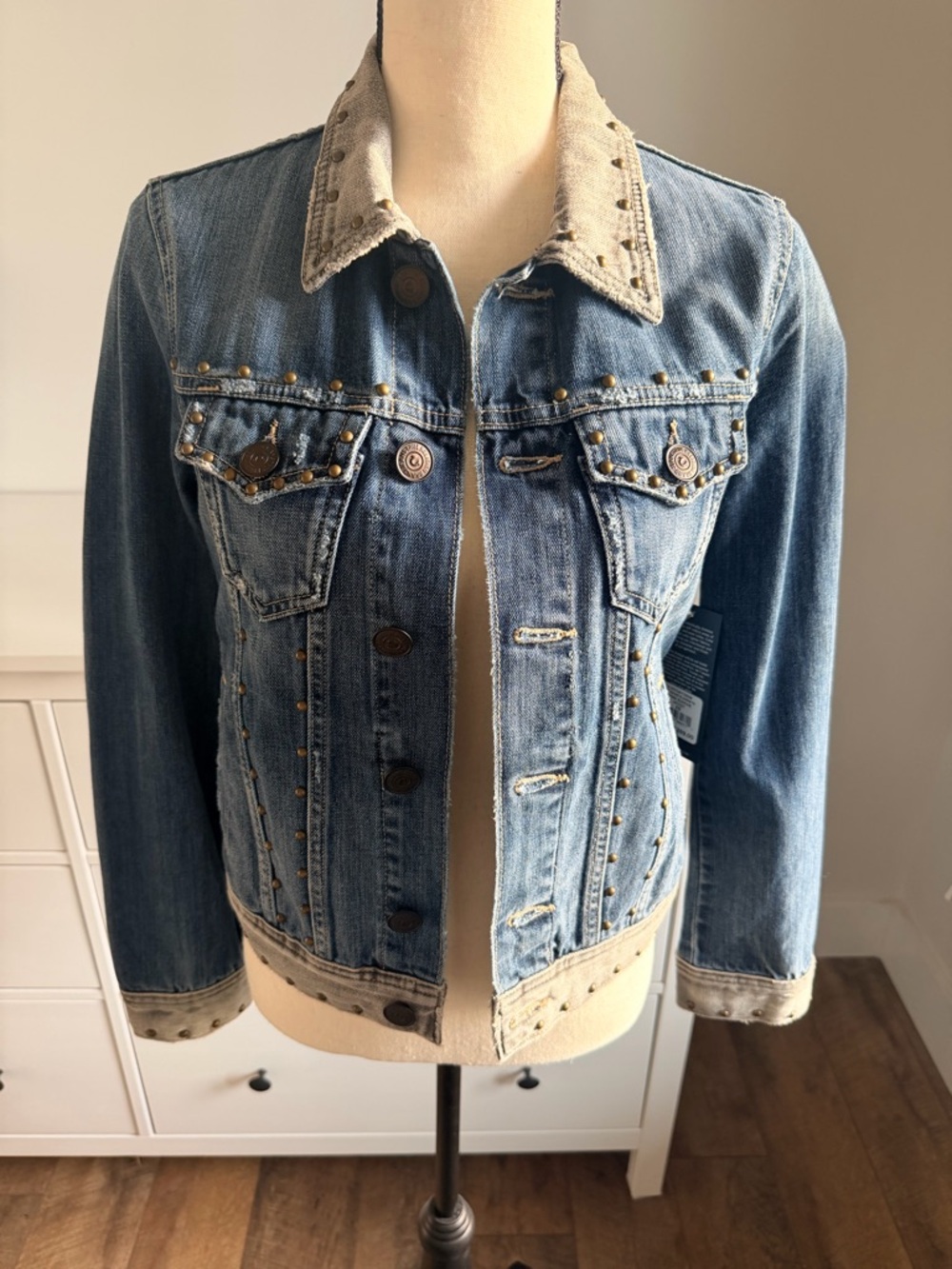 NWT True Religion - Studded Blue Denim Jacket with Contrast Collar